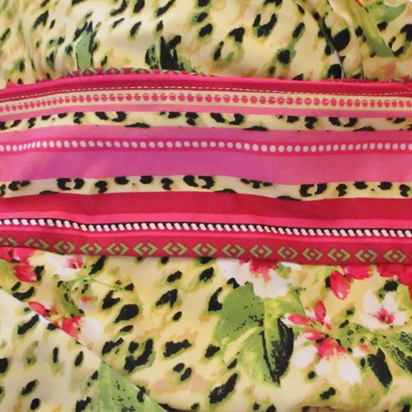 NWT! N Y Collection Womens Cold Shoulder Elastic Smocked Top, Yellow Floral, 2XL - Picture 14 of 14